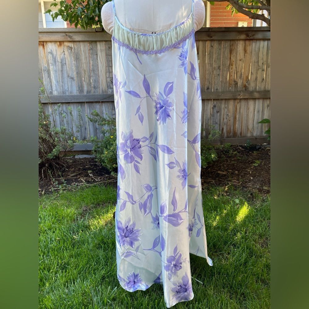California Dynasty Vintage 2XL Gown mint & periwinkle